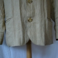 vintage-blazer-shortening-detail